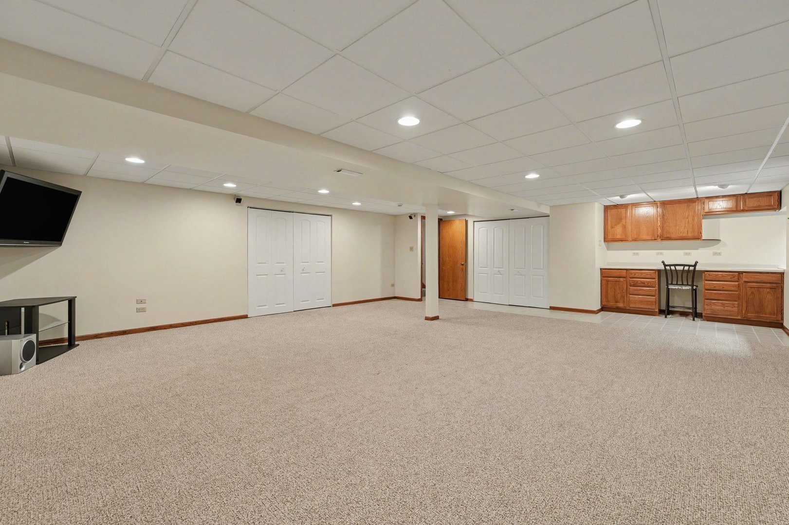 8027 Enclave Lane, Tinley Park, IL 60487