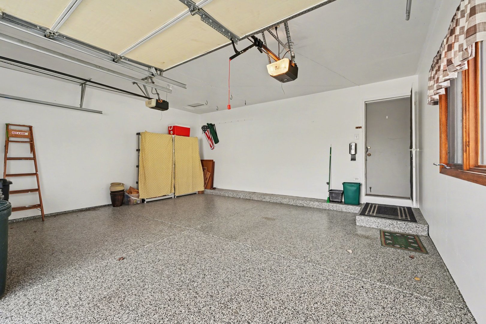 8027 Enclave Lane, Tinley Park, IL 60487