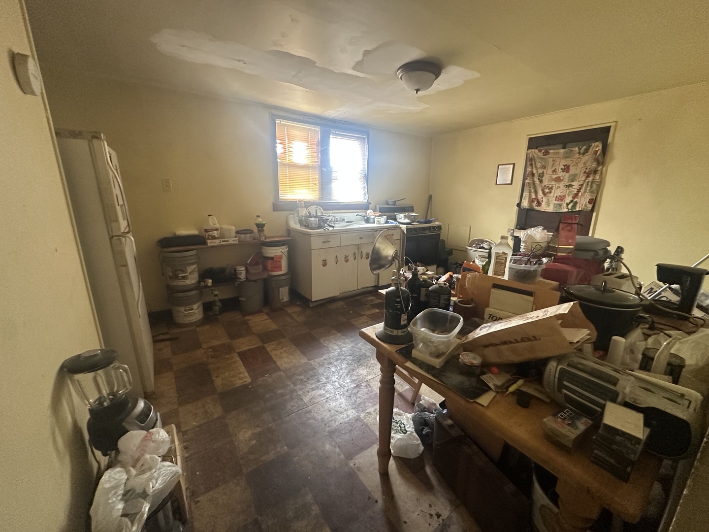 7712 New Castle Avenue, Burbank, IL 60459