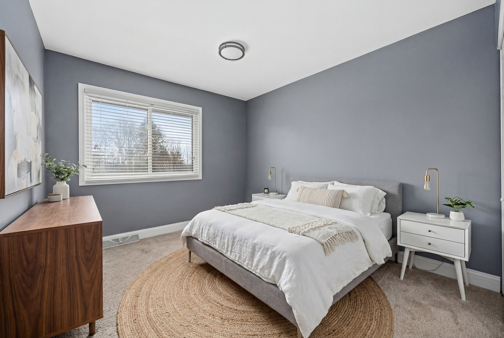 960 Sycamore Court, Hoffman Estates, IL 60192