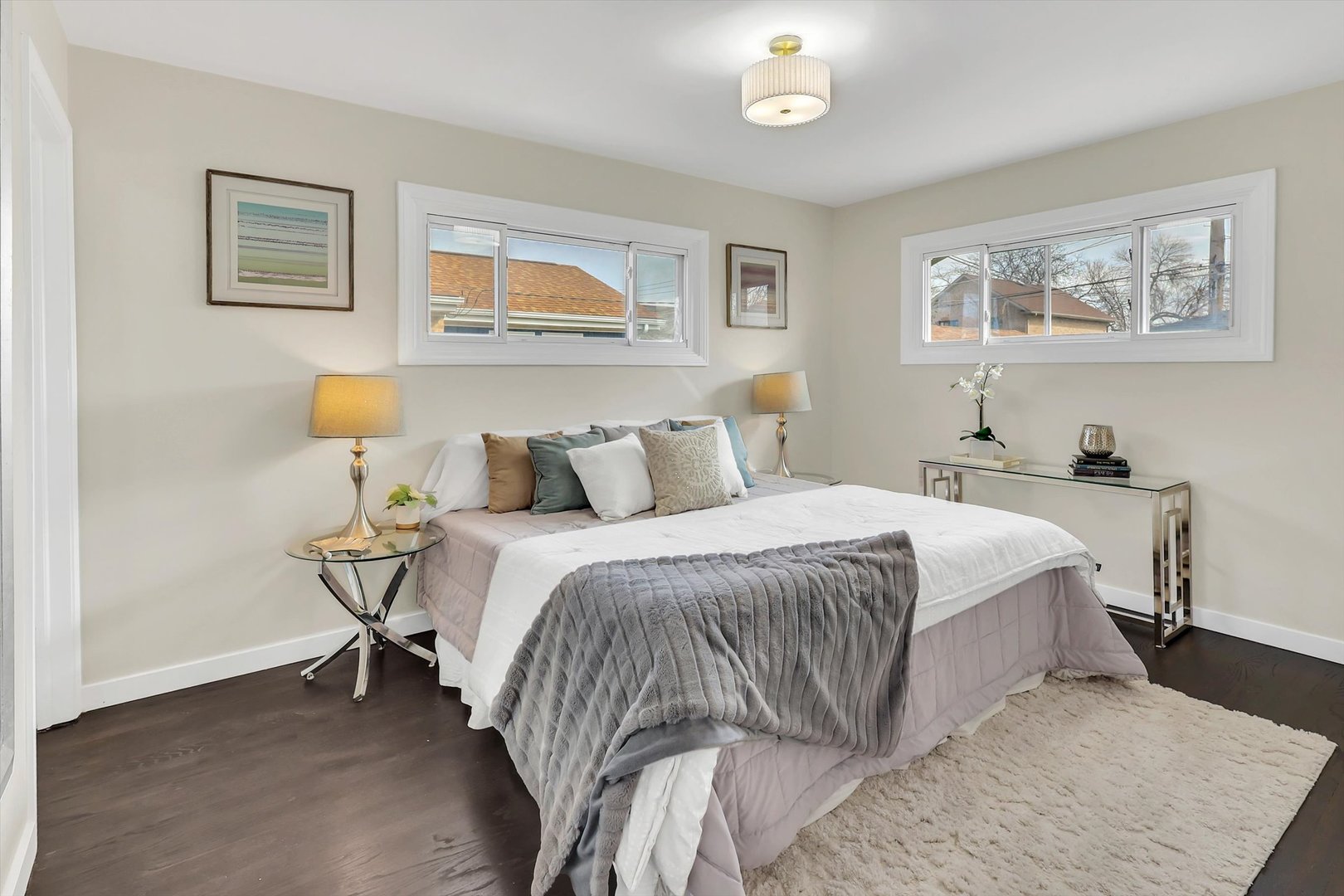 4821 N Mont Clare Avenue, Chicago, IL 60656