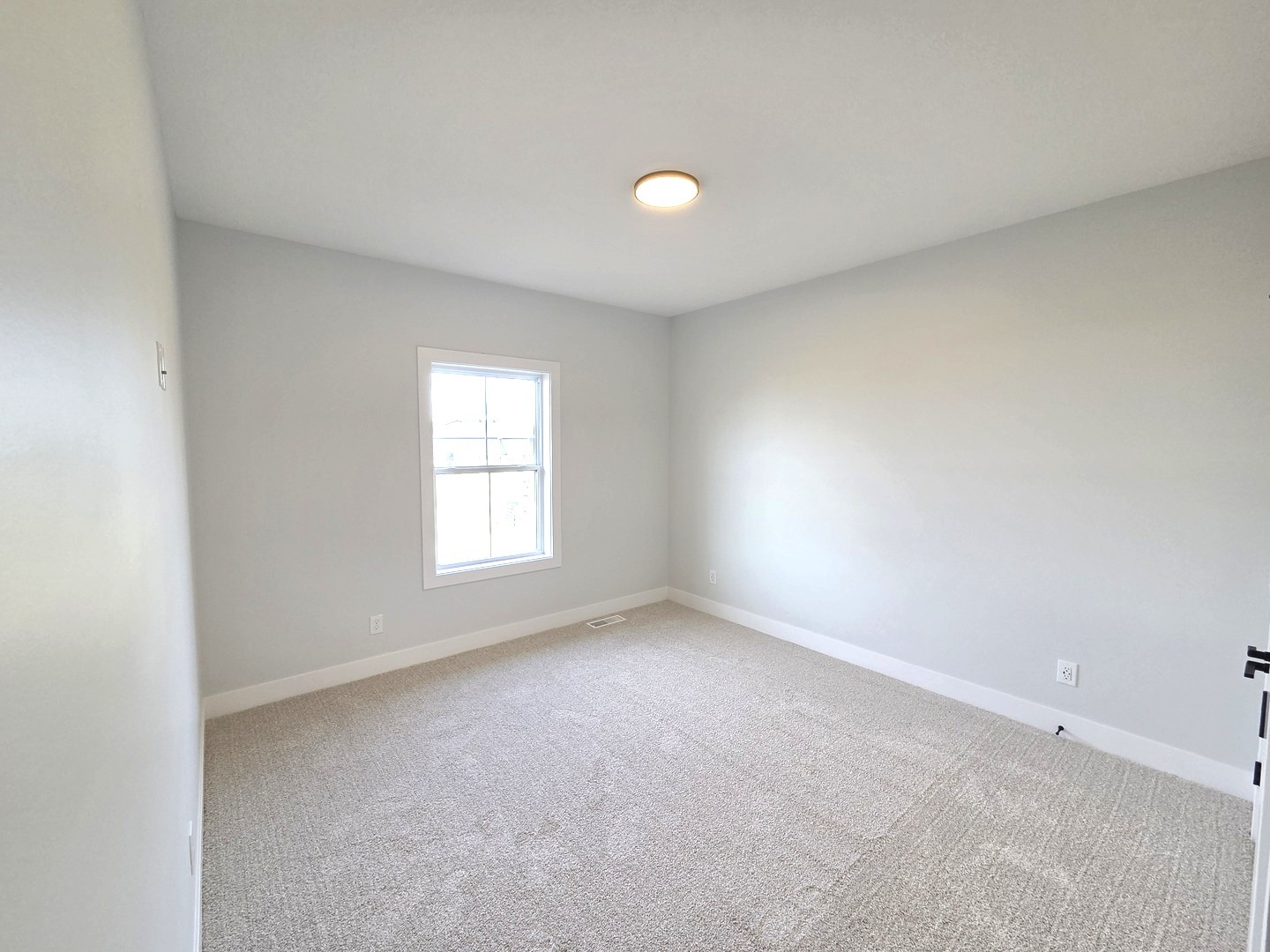 2905 Binghamton Lane, Bloomington, IL 61705