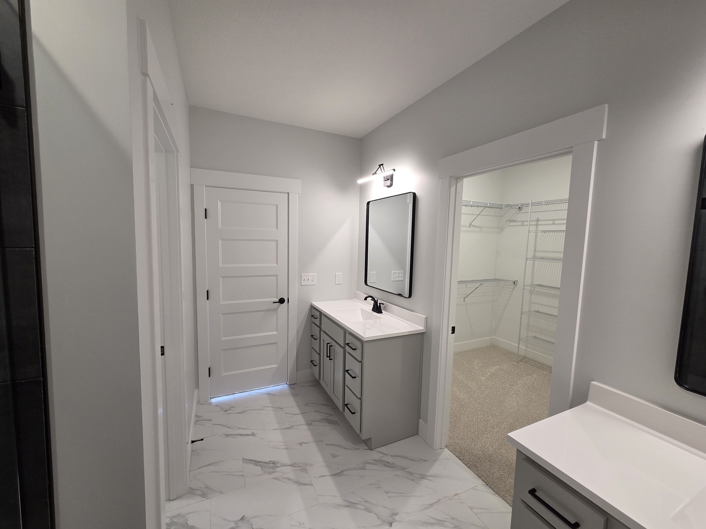 2905 Binghamton Lane, Bloomington, IL 61705