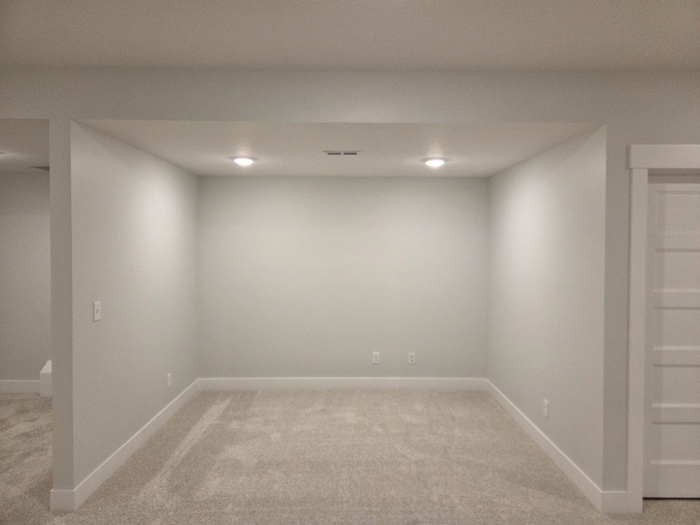 2905 Binghamton Lane, Bloomington, IL 61705