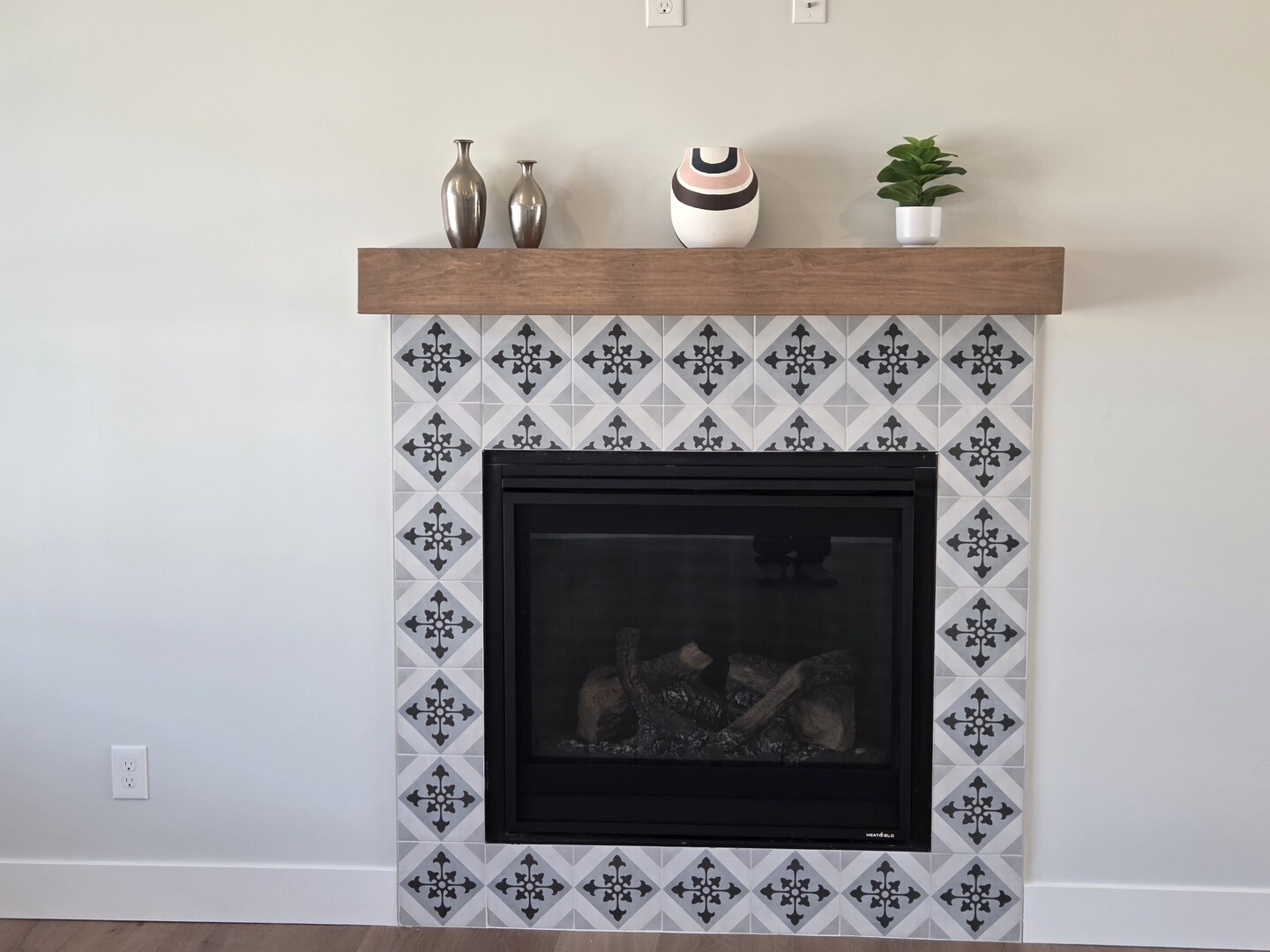 2905 Binghamton Lane, Bloomington, IL 61705