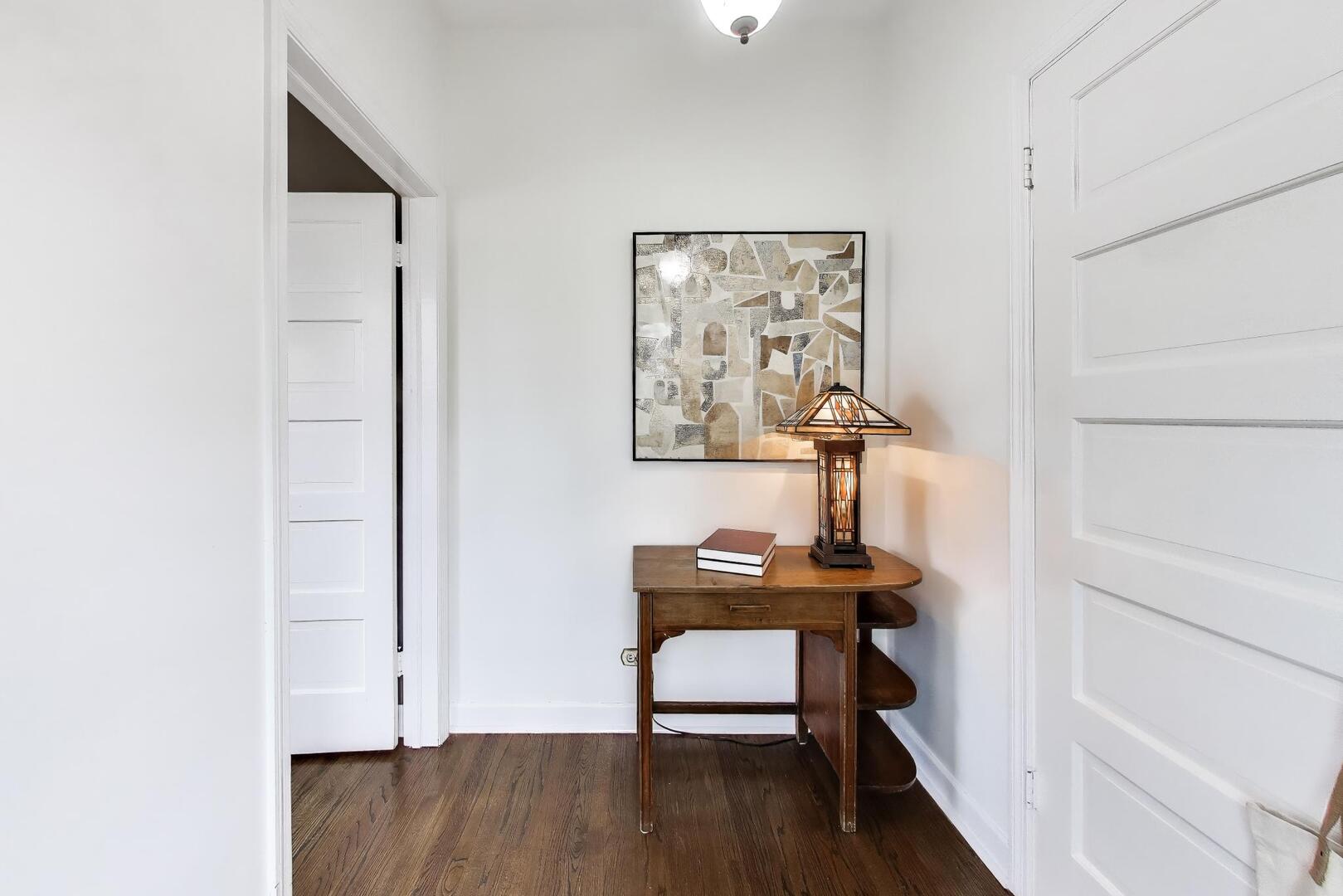 520 S Wheaton Avenue, Wheaton, IL 60187