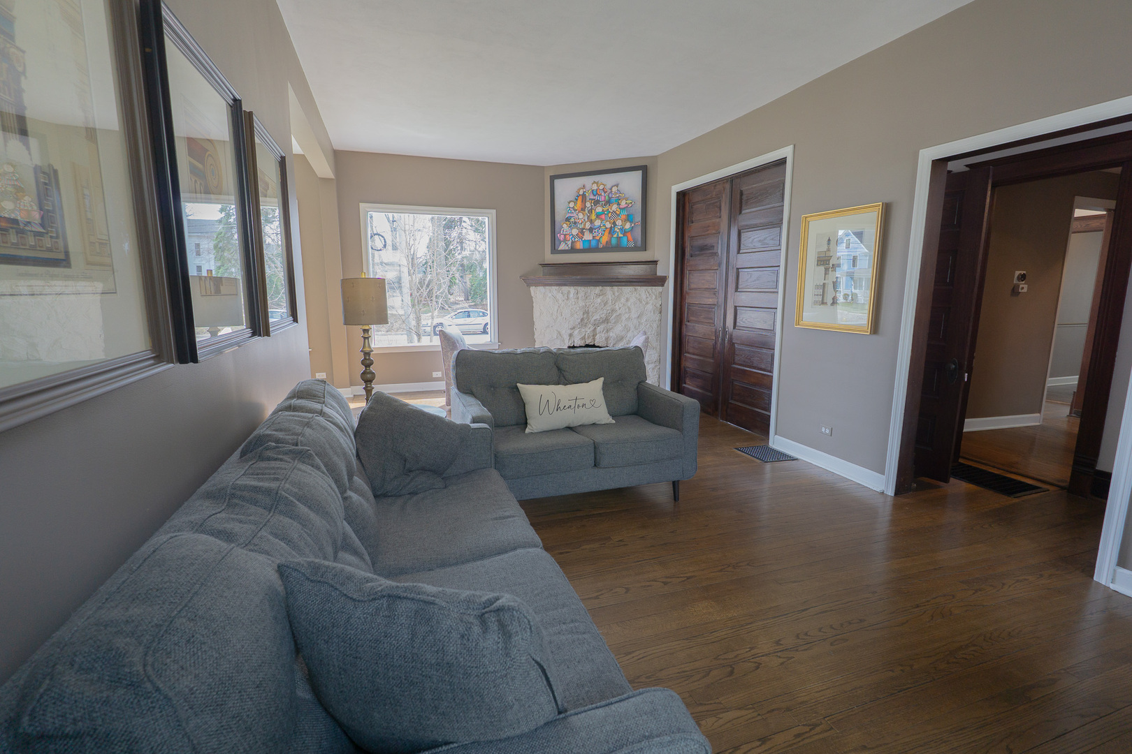 520 S Wheaton Avenue, Wheaton, IL 60187