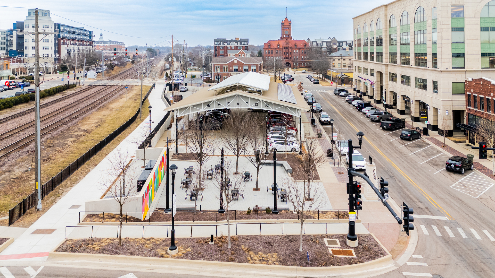 520 S Wheaton Avenue, Wheaton, IL 60187