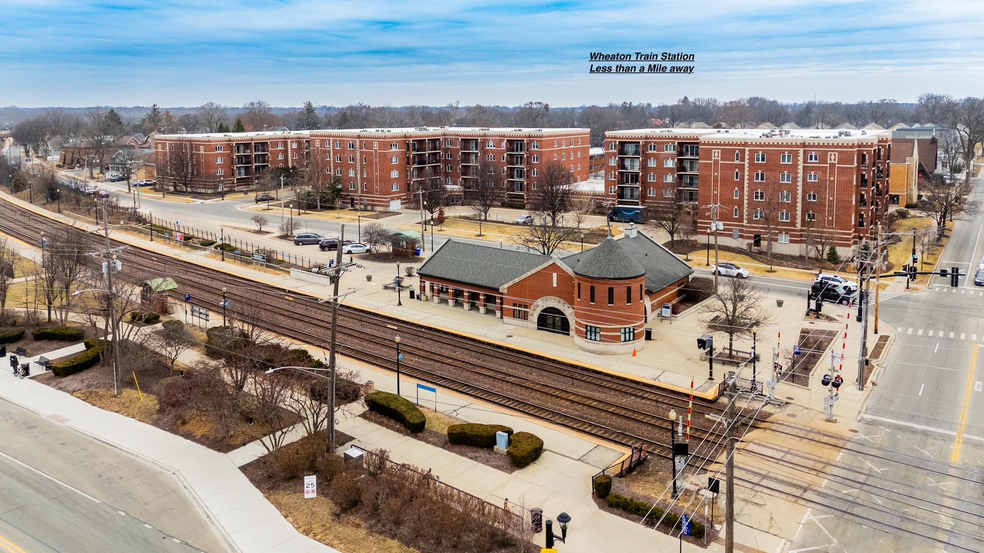 520 S Wheaton Avenue, Wheaton, IL 60187