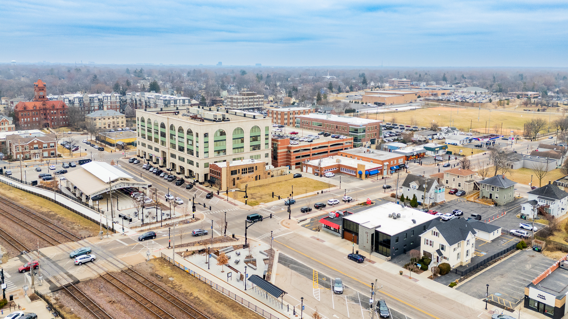 520 S Wheaton Avenue, Wheaton, IL 60187