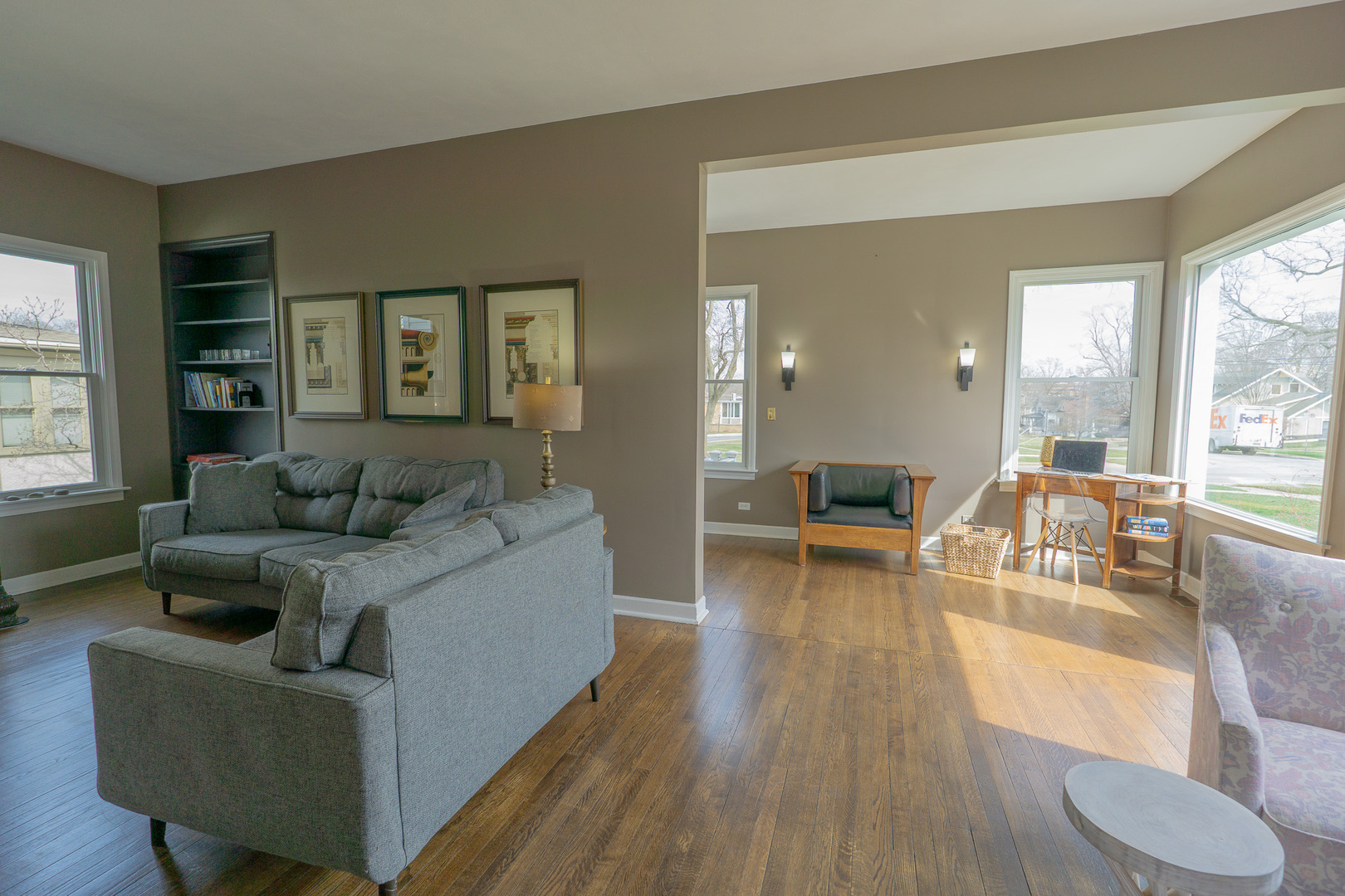 520 S Wheaton Avenue, Wheaton, IL 60187