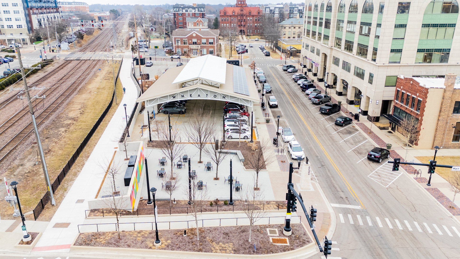 520 S Wheaton Avenue, Wheaton, IL 60187