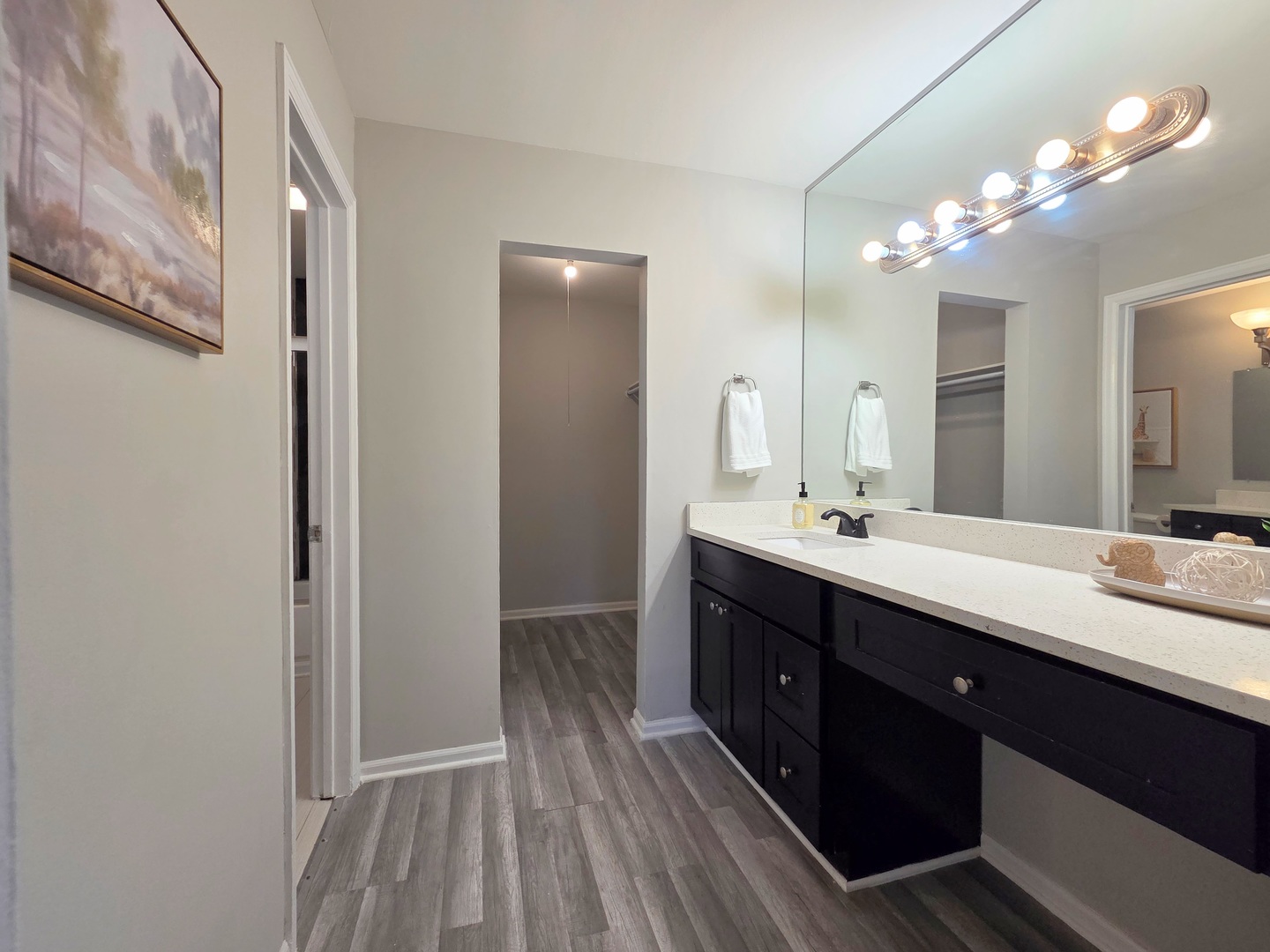 5001 Carriage Way Drive #116, Rolling Meadows, IL 60008