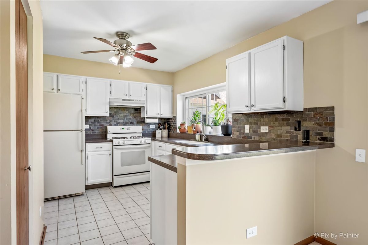 20 N Oltendorf Road, Streamwood, IL 60107