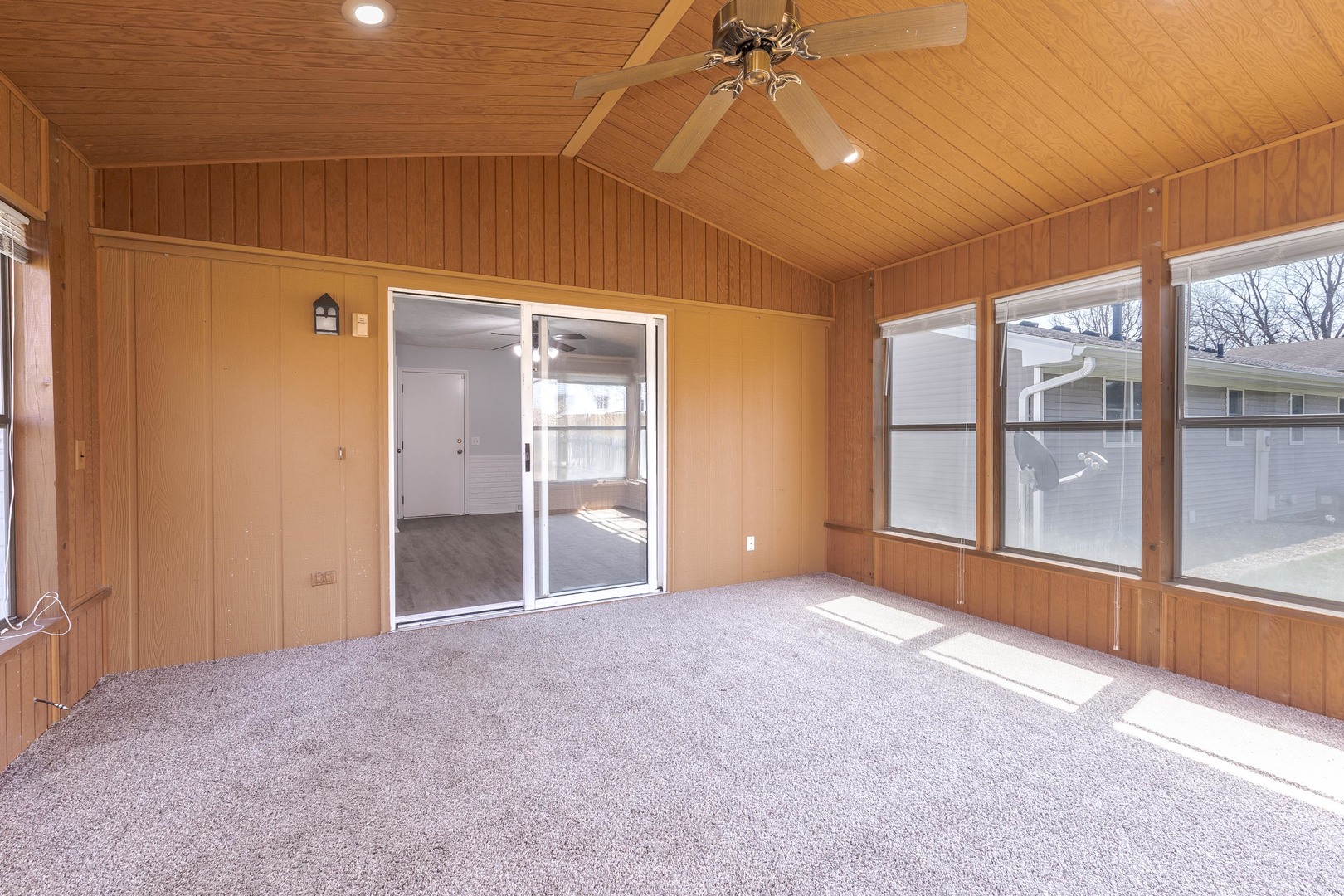 Bloomington, IL 61704