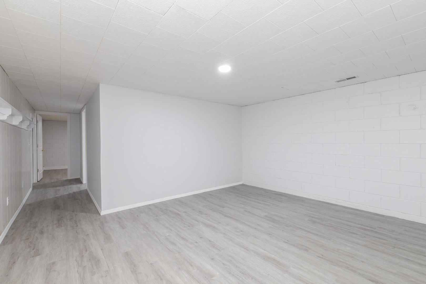 Bloomington, IL 61704