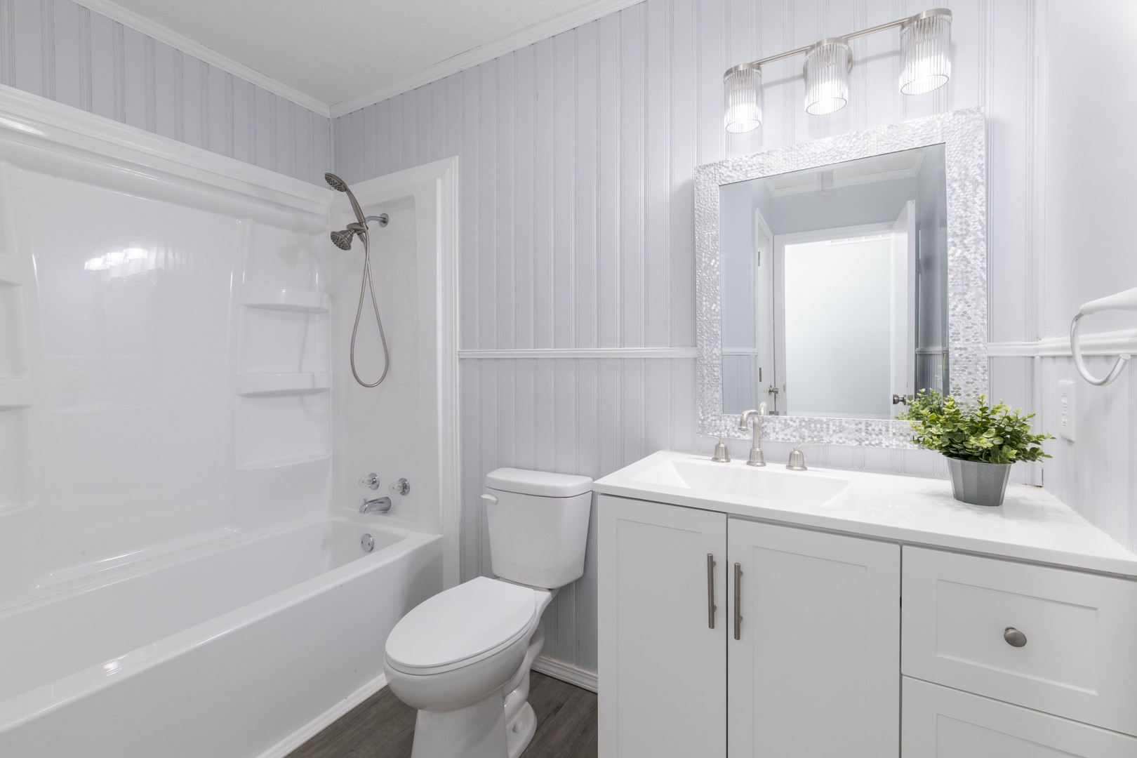 Bloomington, IL 61704