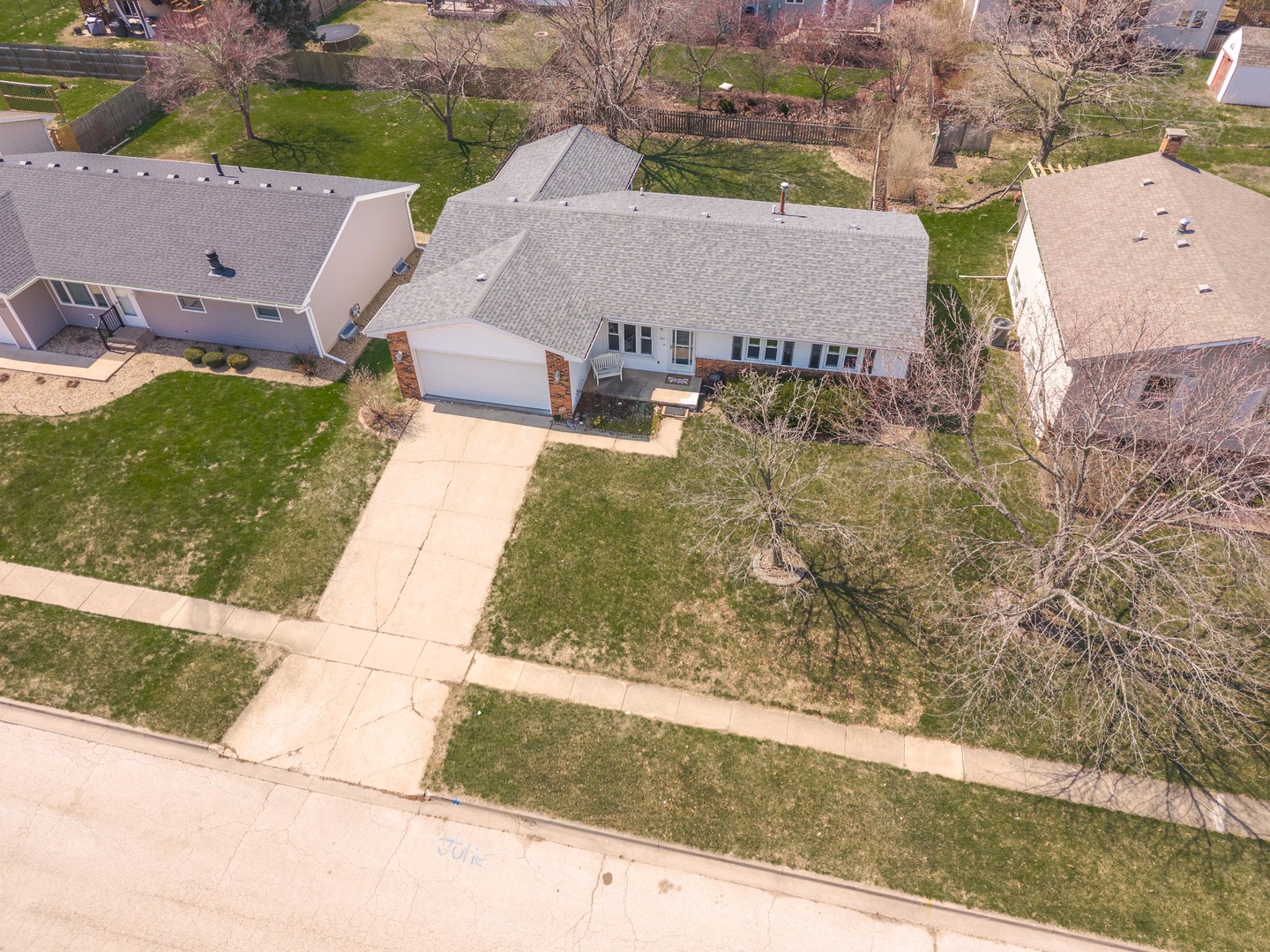 Bloomington, IL 61704