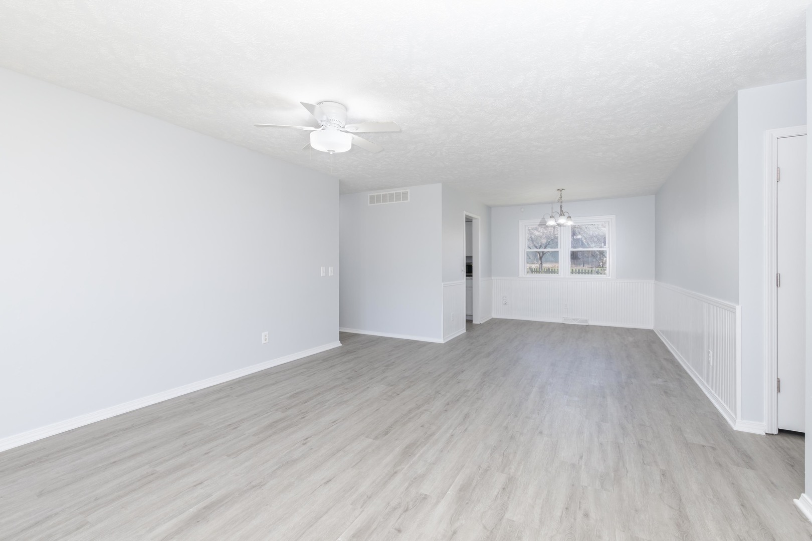 Bloomington, IL 61704