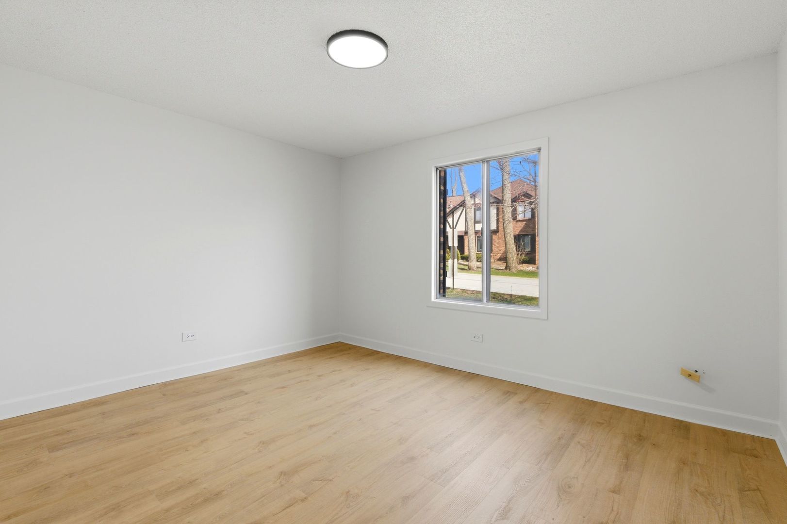 8216 Mulberry Court #8A, Palos Hills, IL 60465