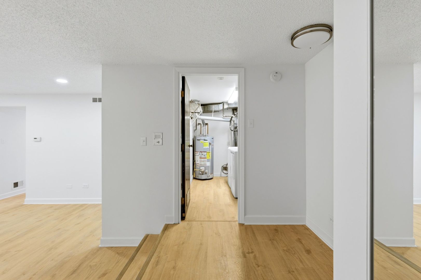 8216 Mulberry Court #8A, Palos Hills, IL 60465