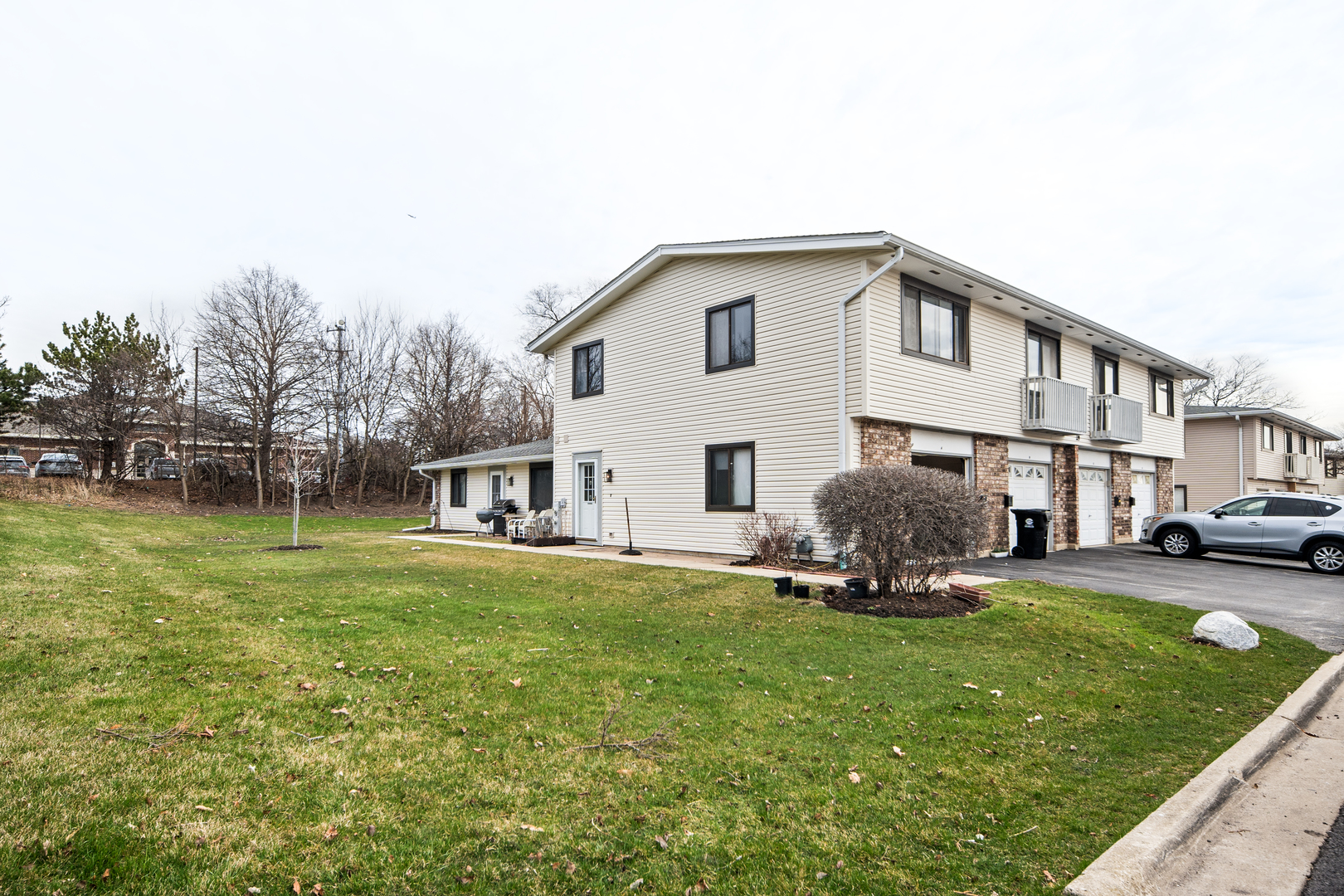 119 Brewster Court #A, Bloomingdale, IL 60108