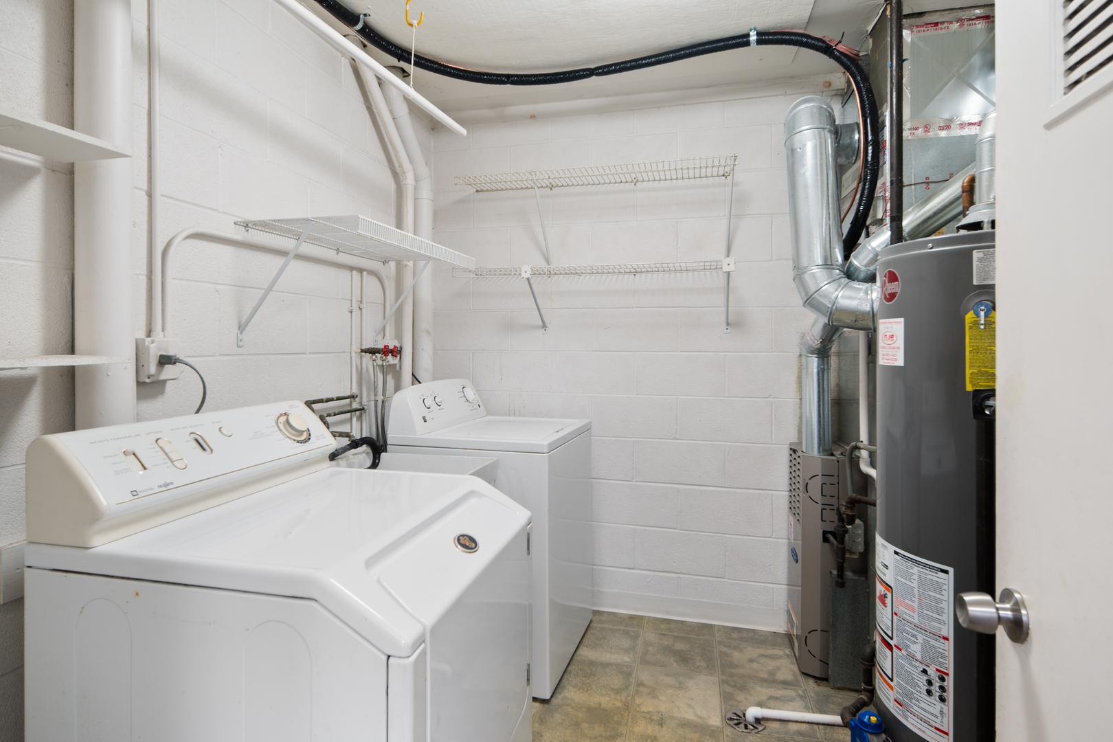 119 Brewster Court #A, Bloomingdale, IL 60108