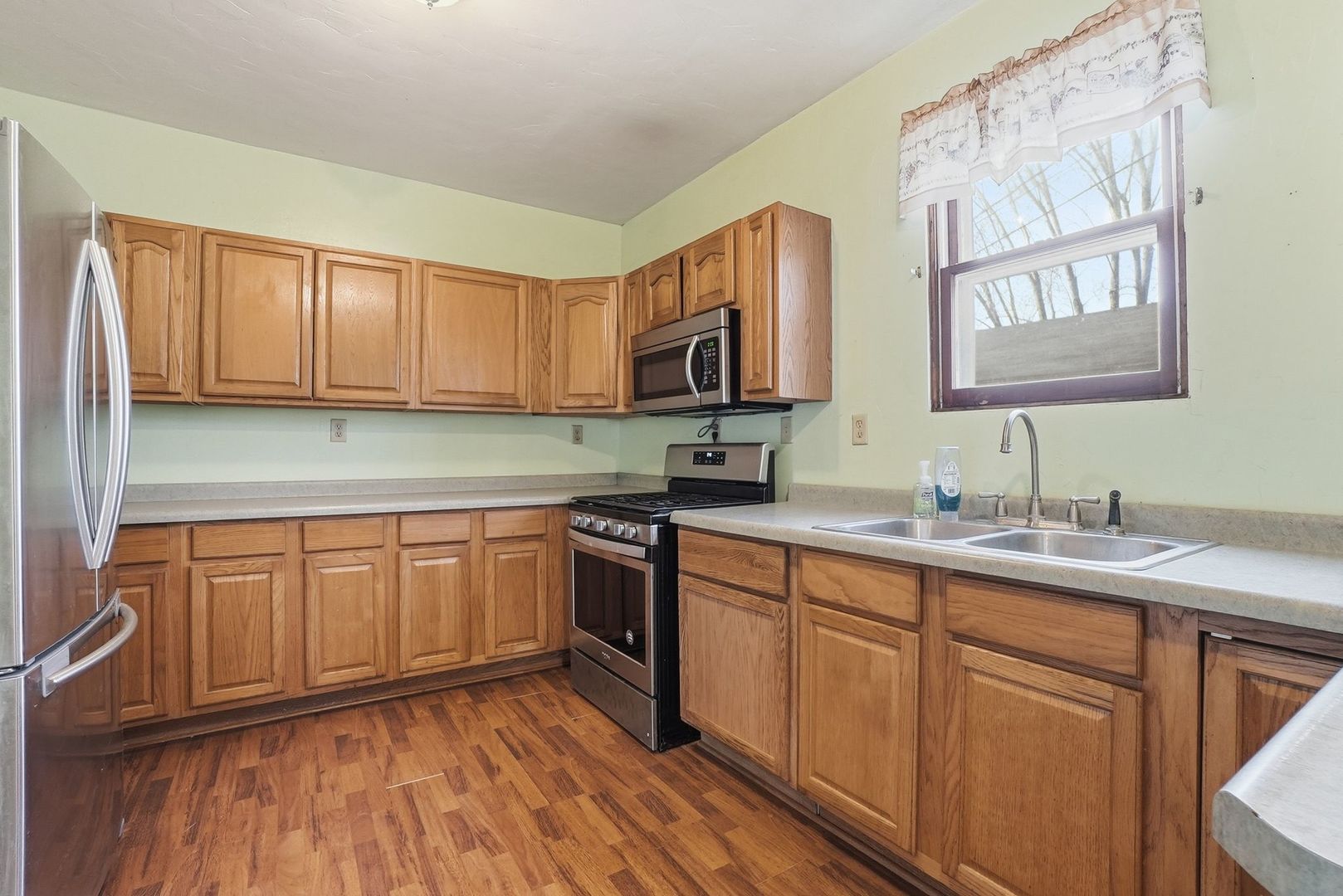 21 Argyle Avenue, Joliet, IL 60433