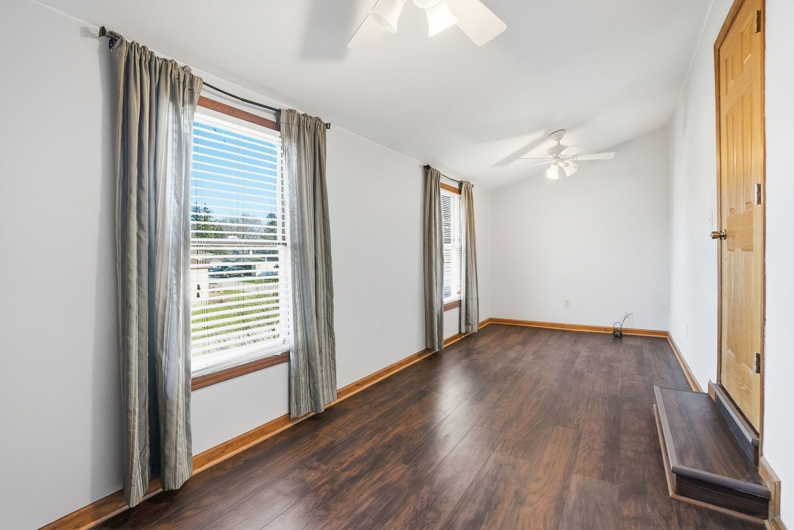 21 Argyle Avenue, Joliet, IL 60433