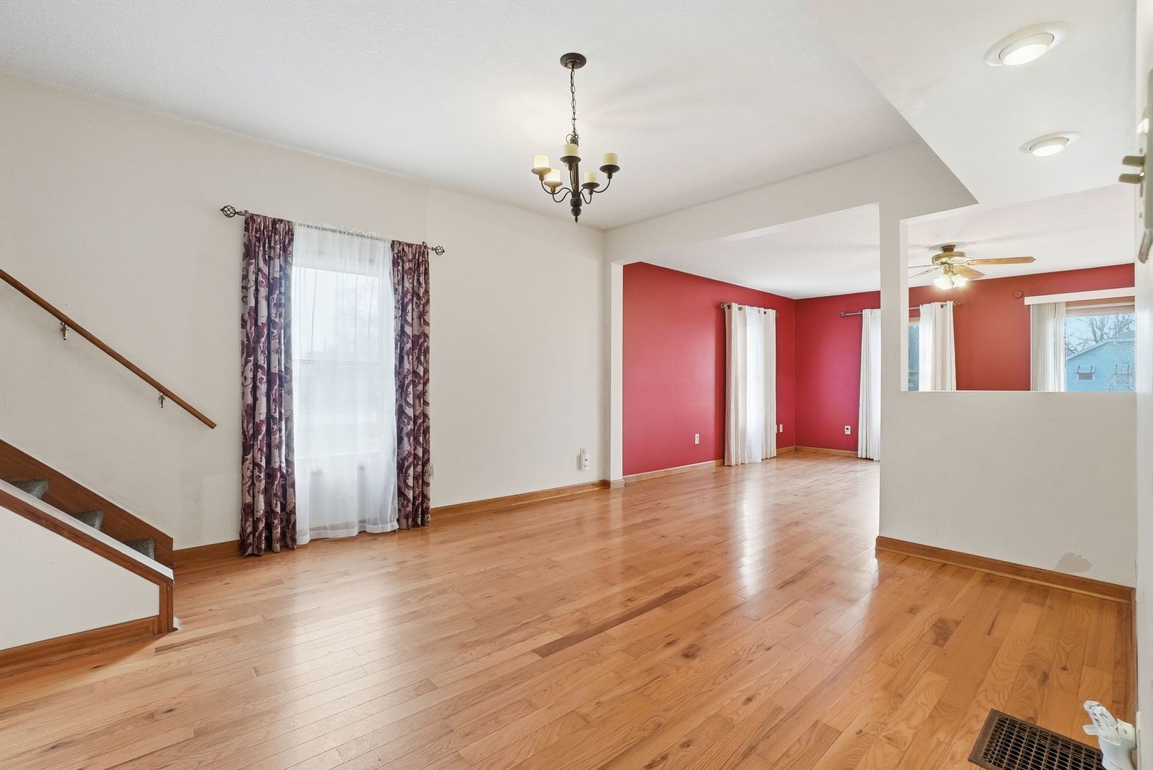 21 Argyle Avenue, Joliet, IL 60433