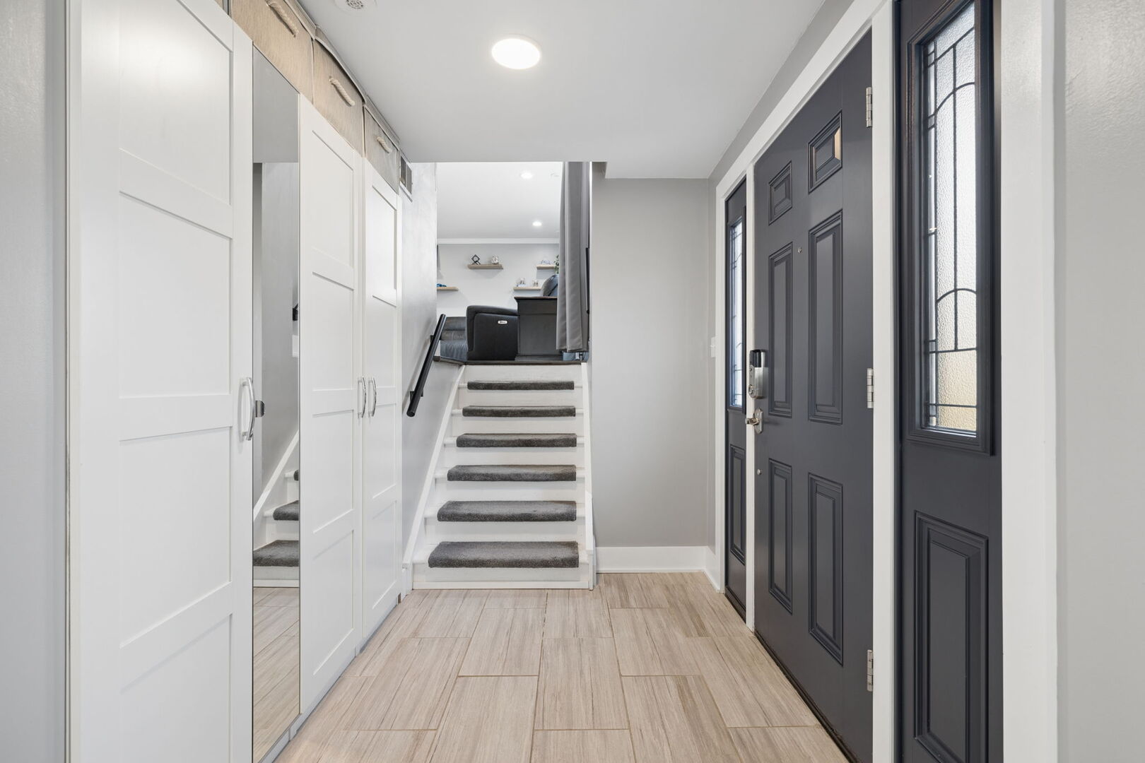 6922 Sierra Drive, Darien, IL 60561