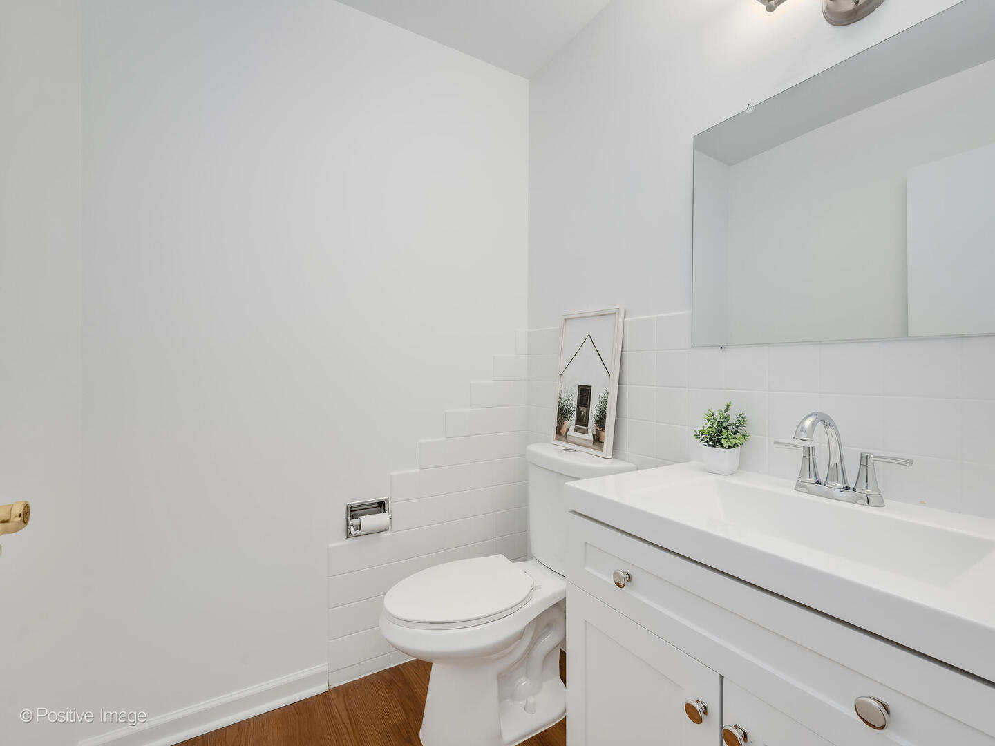 285 E 1st Street, Elmhurst, IL 60126