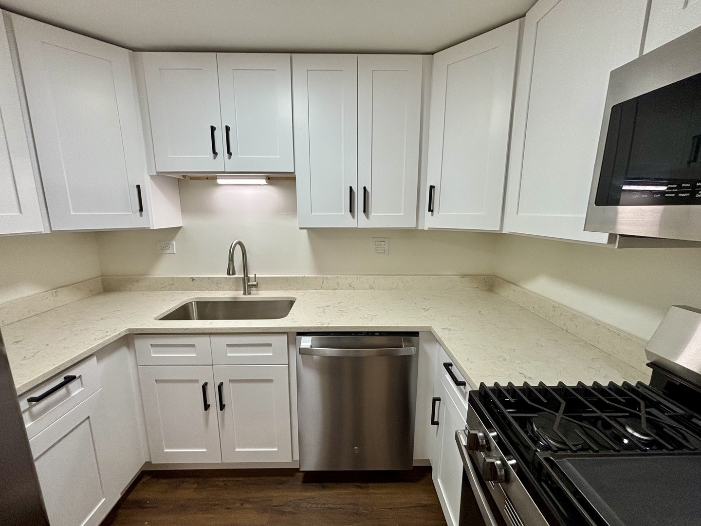 236 Whidah Court #236, Schaumburg, IL 60194