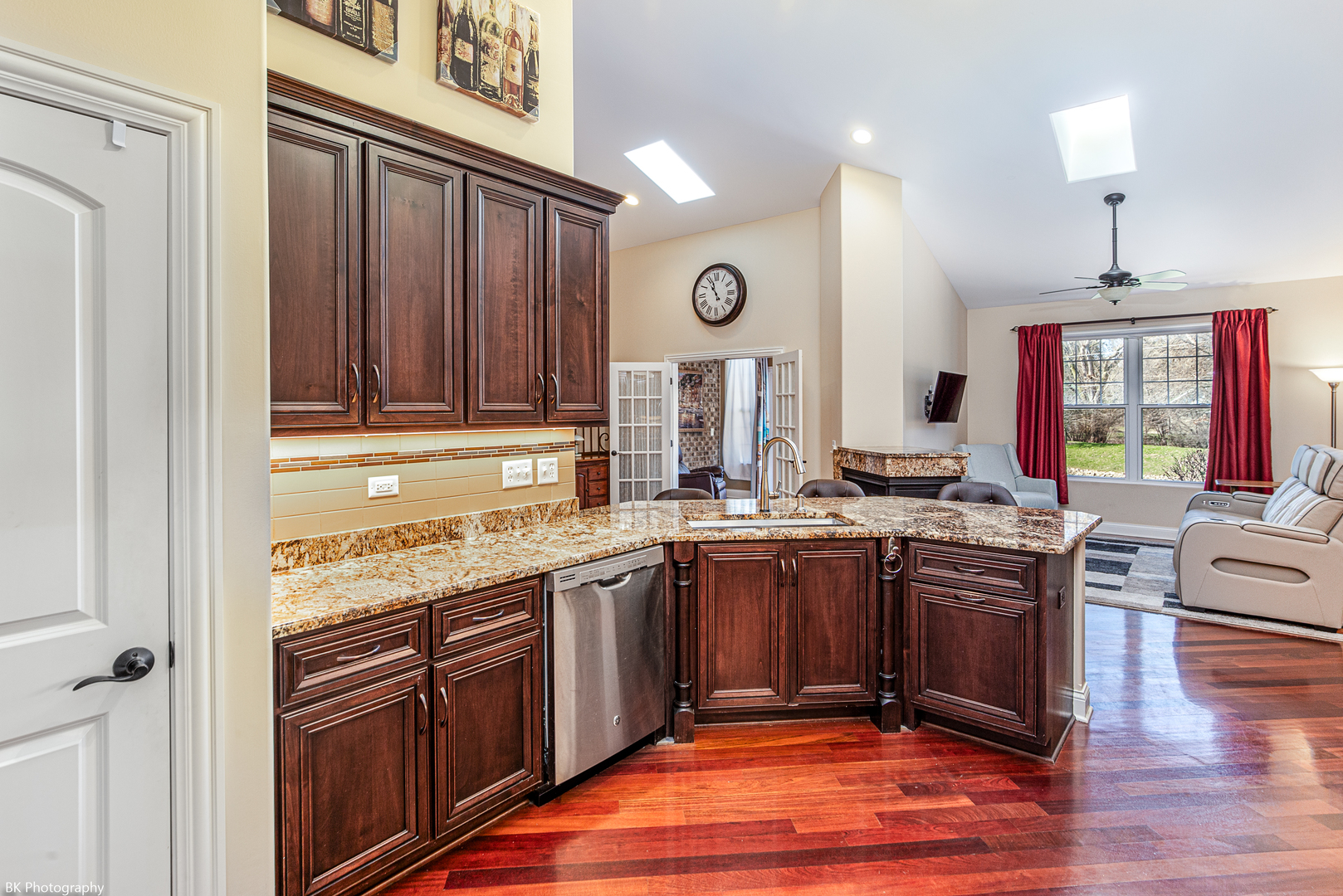 1581 Pinehurst Drive, Joliet, IL 60433