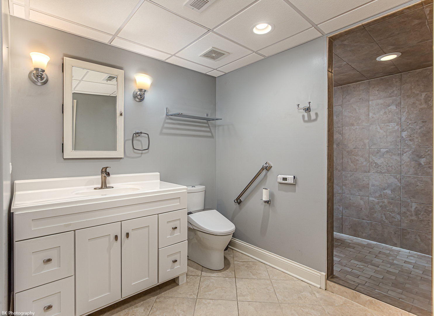 1581 Pinehurst Drive, Joliet, IL 60433