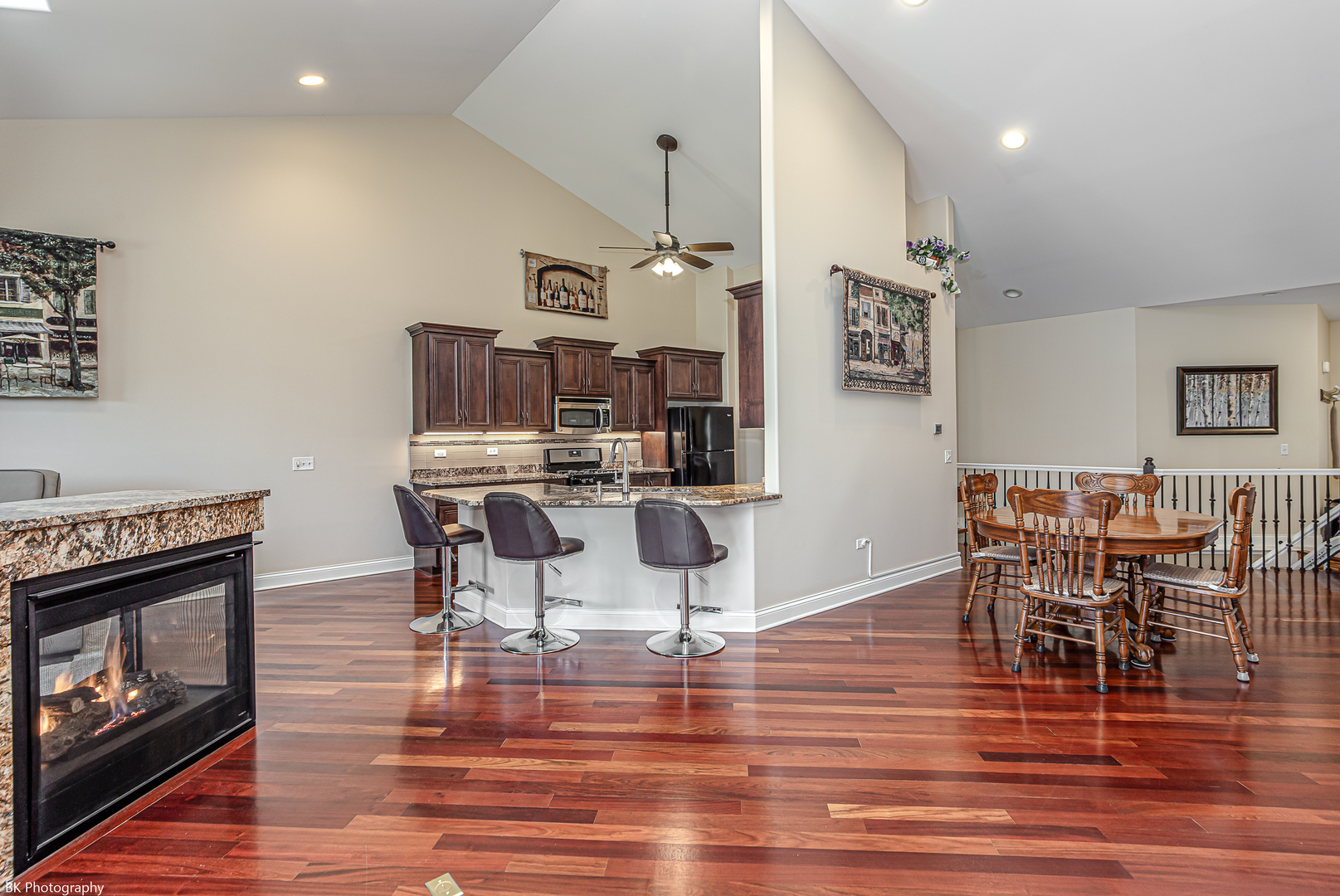 1581 Pinehurst Drive, Joliet, IL 60433