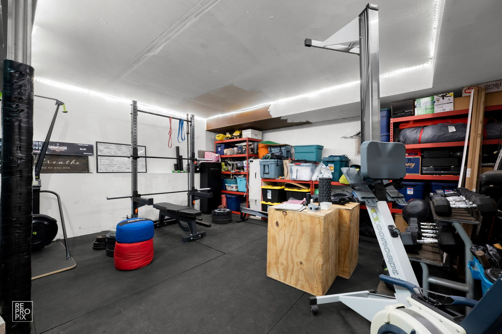 185 Harding Drive, Glendale Heights, IL 60139