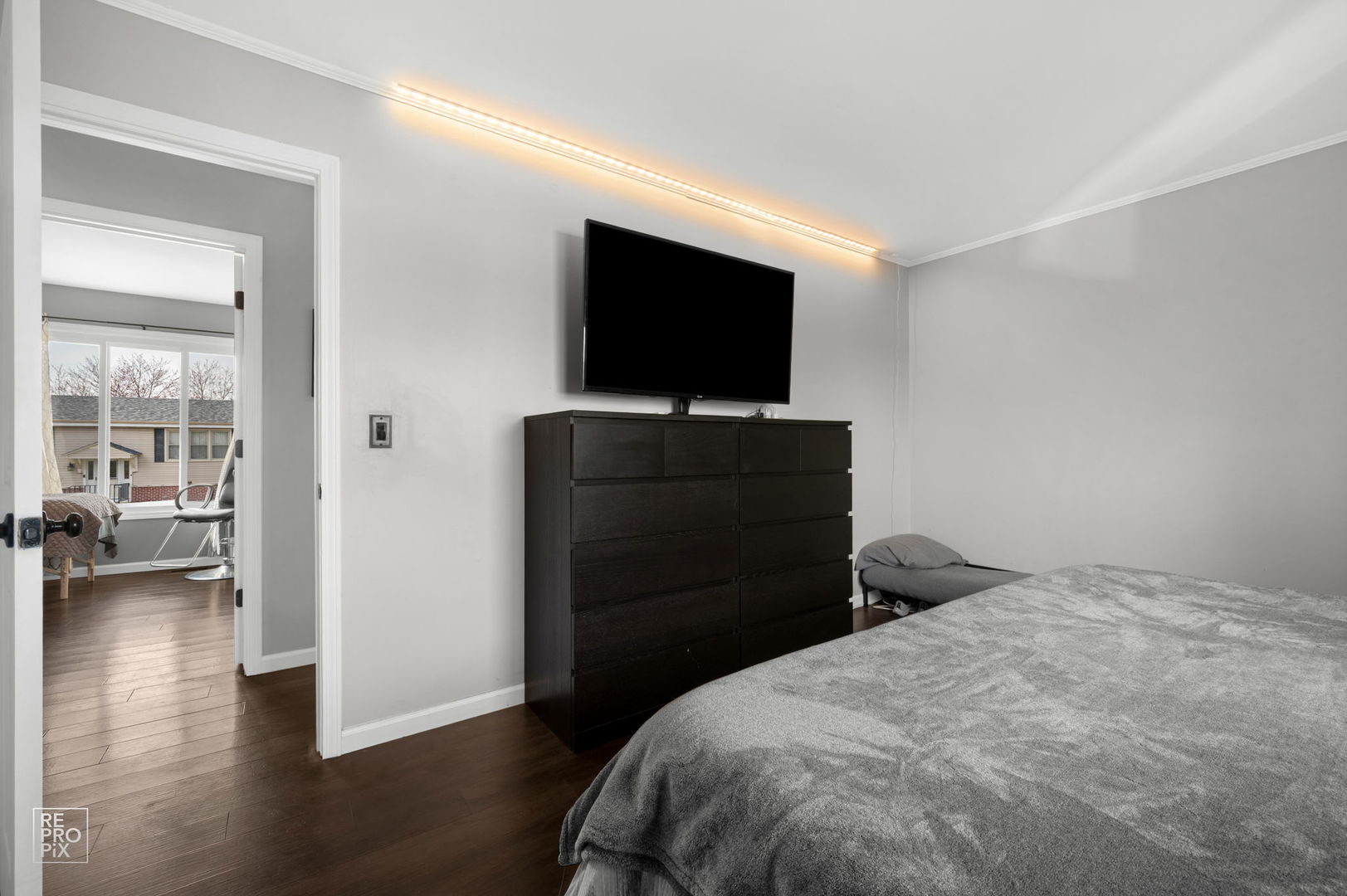 185 Harding Drive, Glendale Heights, IL 60139