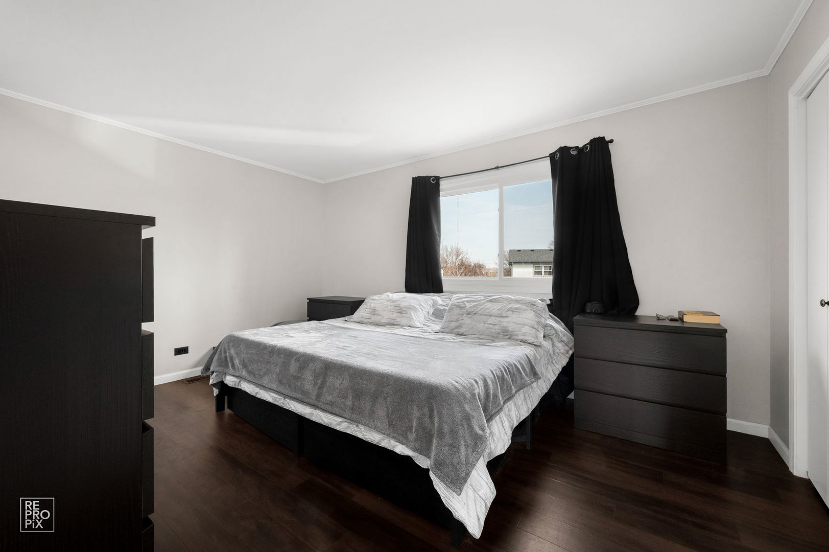 185 Harding Drive, Glendale Heights, IL 60139