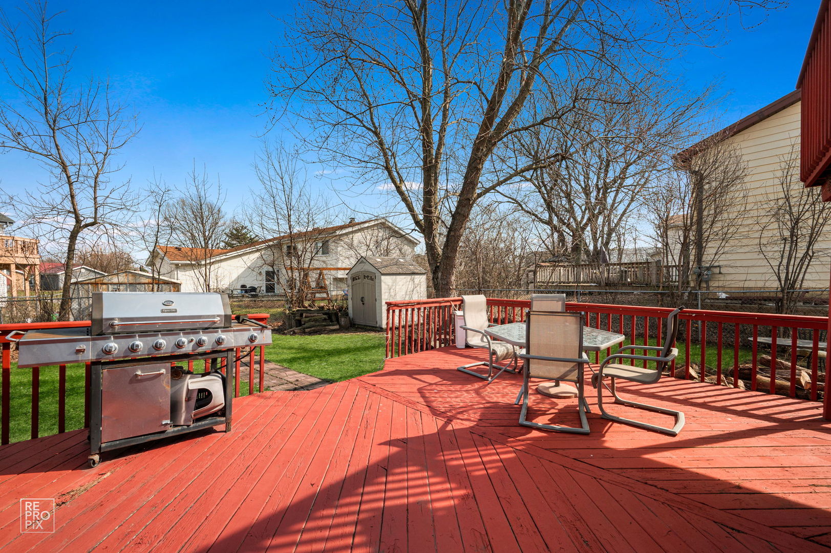 185 Harding Drive, Glendale Heights, IL 60139