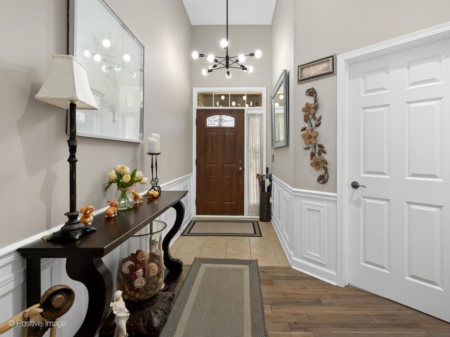 1660 Briarheath Drive, Aurora, IL 60505