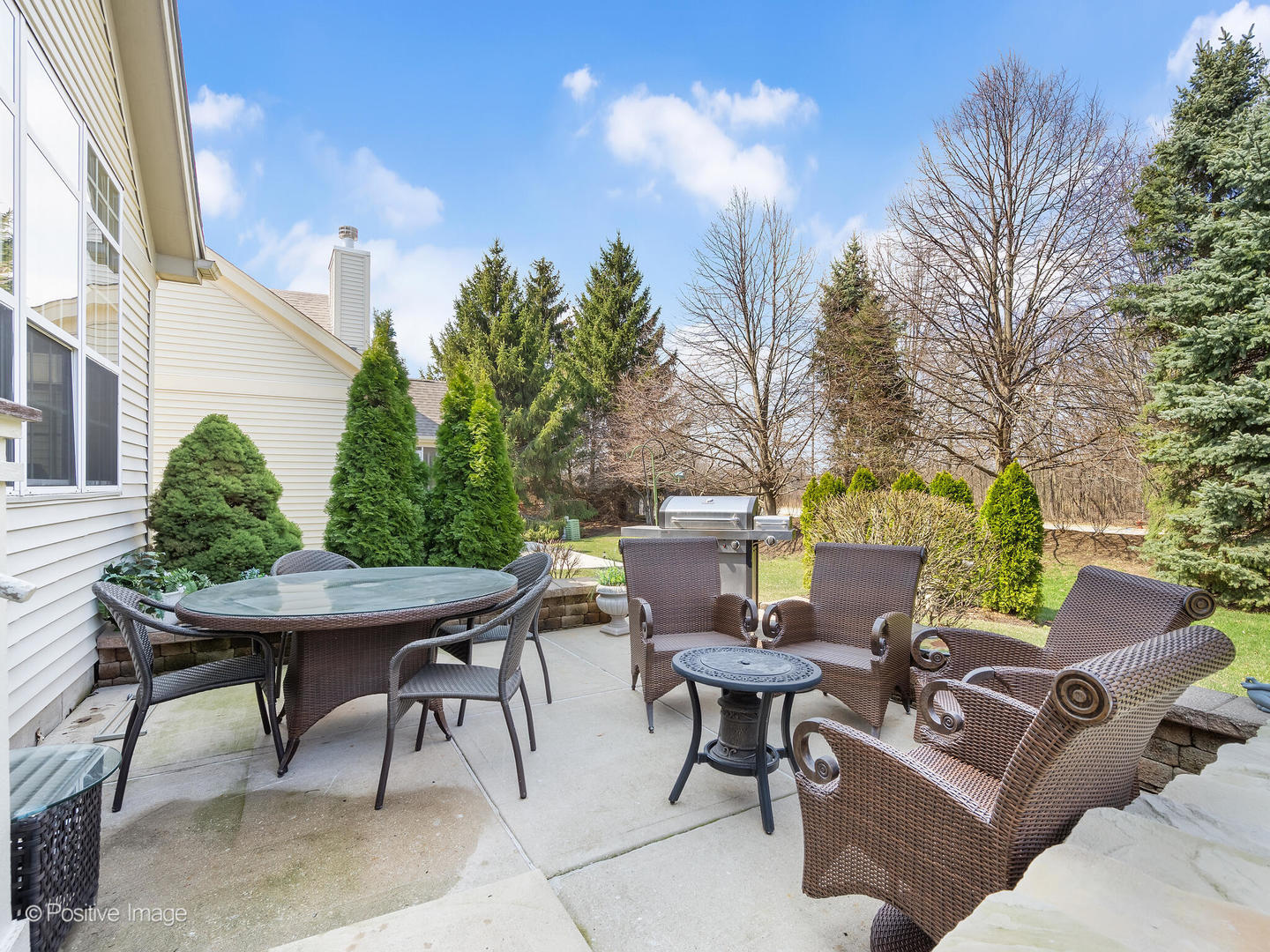 1660 Briarheath Drive, Aurora, IL 60505