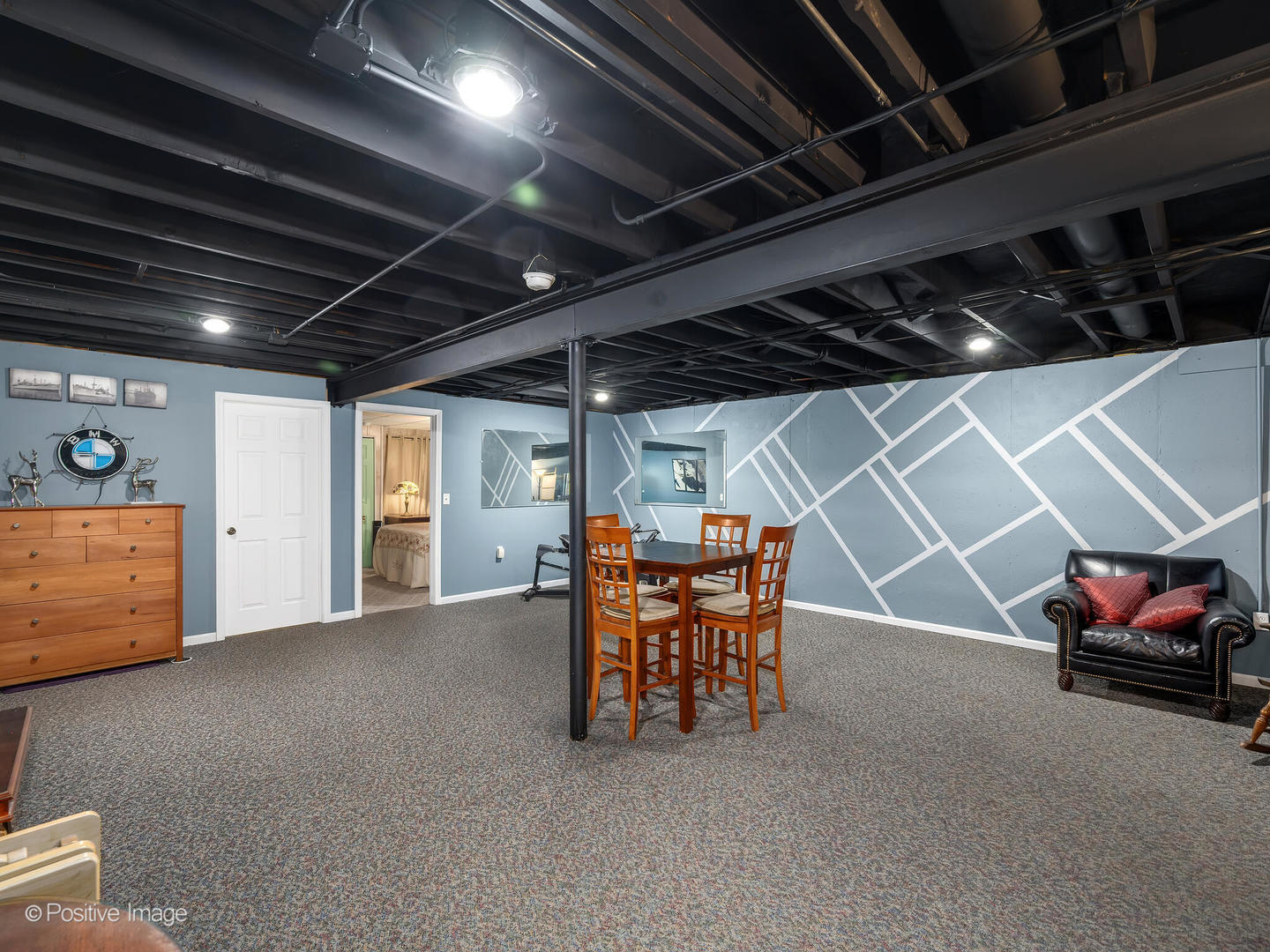 1660 Briarheath Drive, Aurora, IL 60505