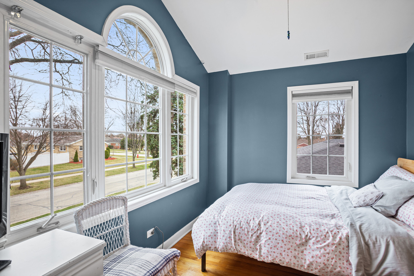 420 Radcliffe Avenue, Des Plaines, IL 60016