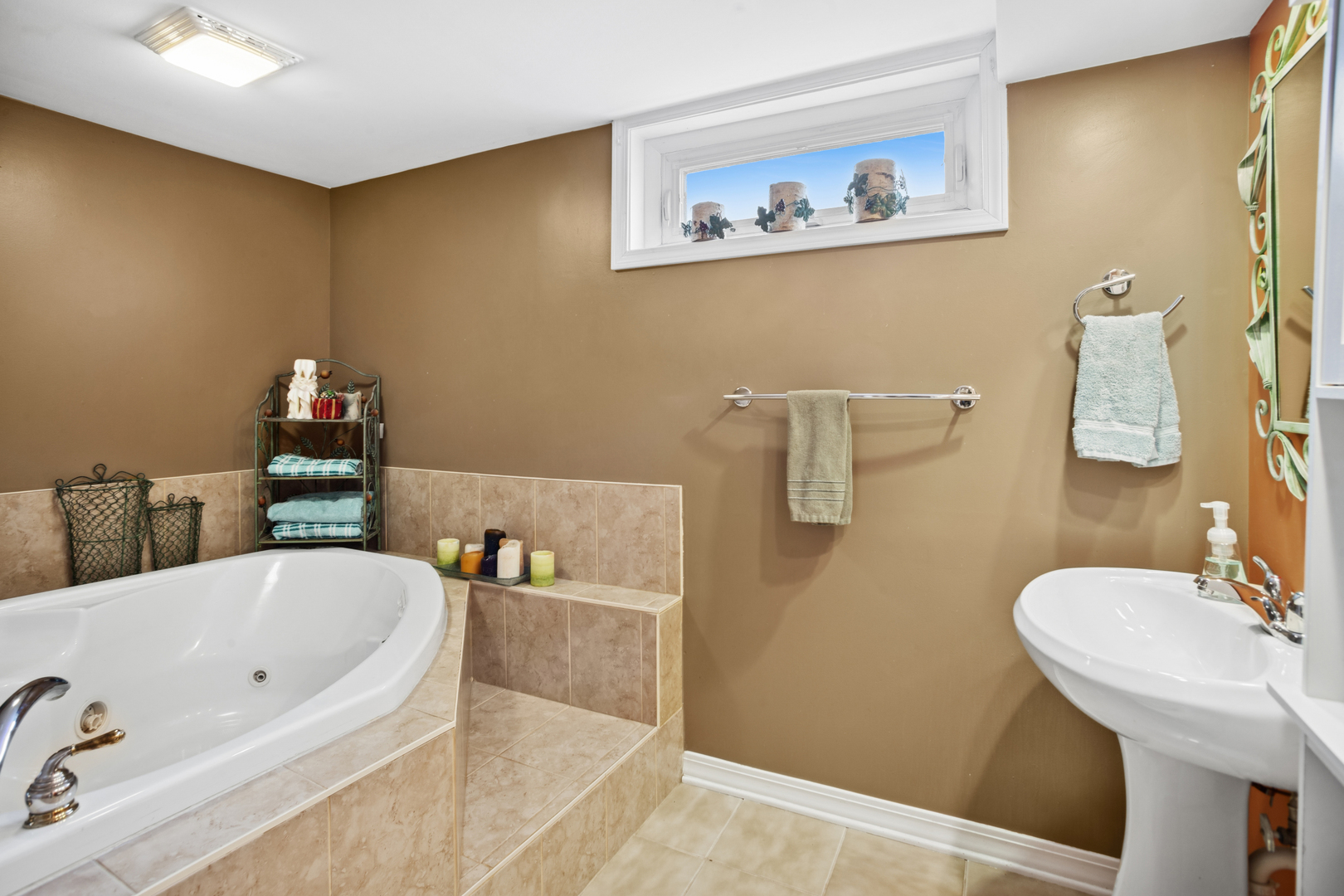 420 Radcliffe Avenue, Des Plaines, IL 60016