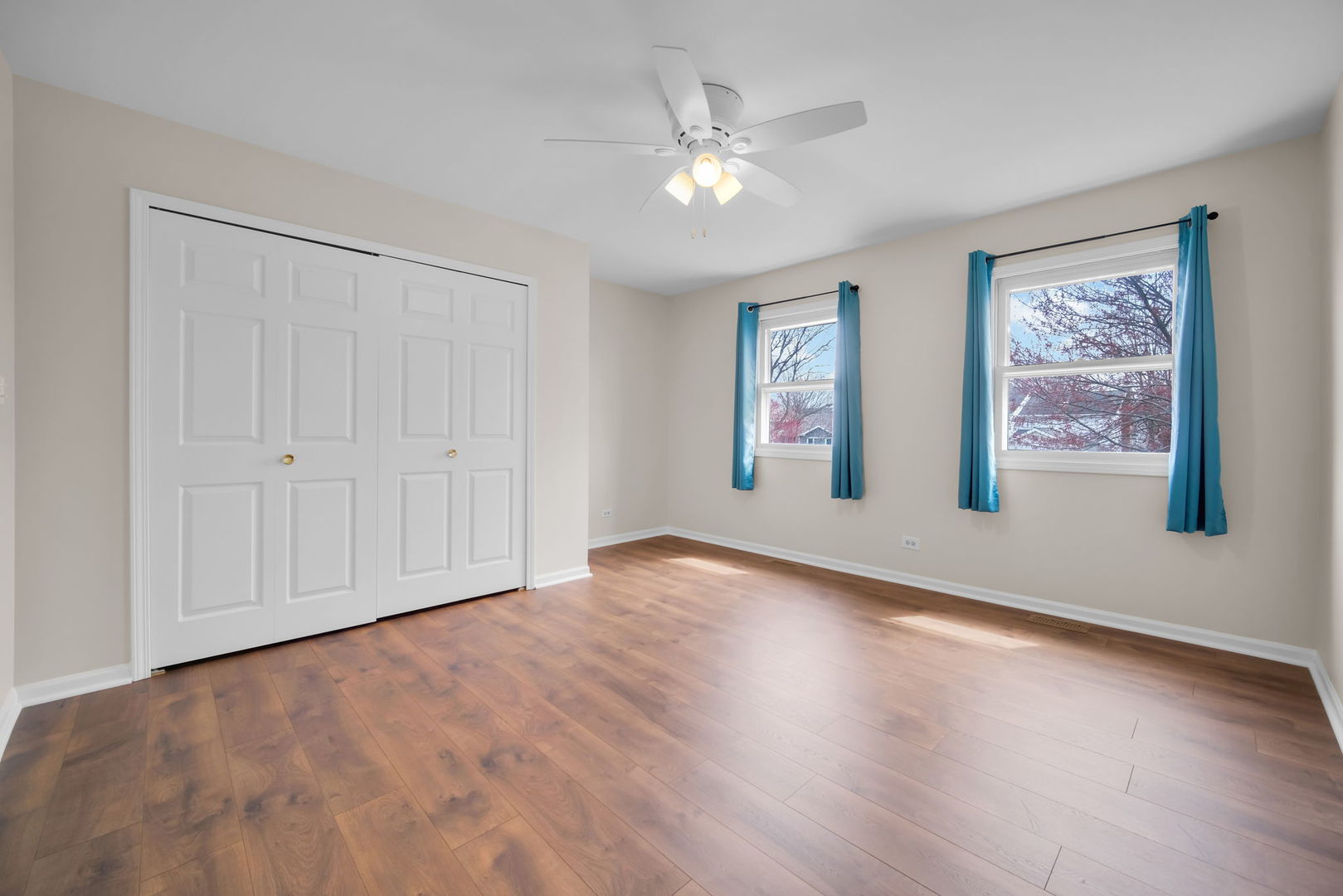 1641 Lois Ann Lane, Naperville, IL 60563