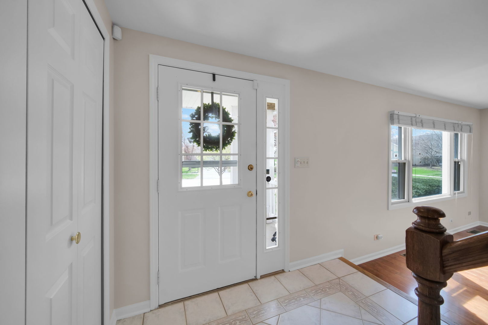 1641 Lois Ann Lane, Naperville, IL 60563