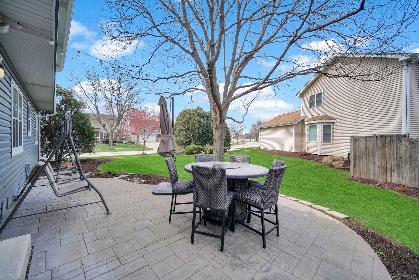 1641 Lois Ann Lane, Naperville, IL 60563