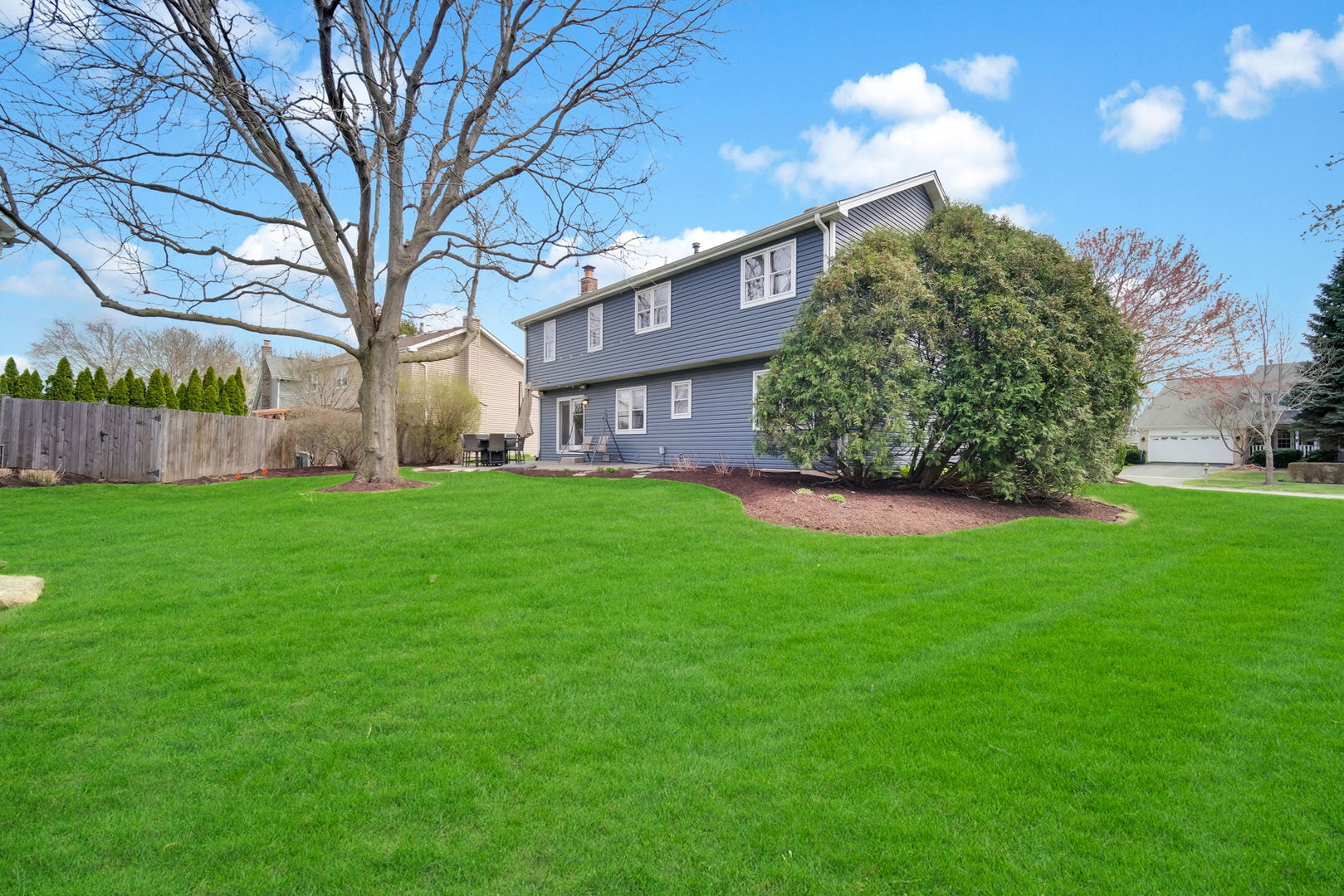 1641 Lois Ann Lane, Naperville, IL 60563