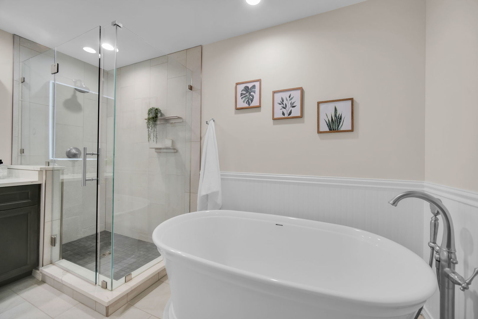 1641 Lois Ann Lane, Naperville, IL 60563